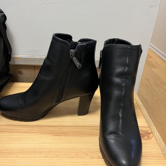 Almost new - Blondo PAM waterproof ankle boots - Picture 4 of 7